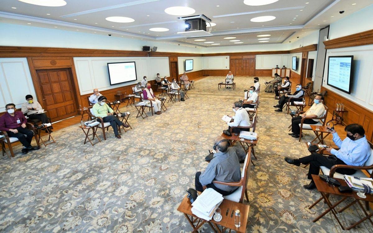 प्रधानमंत्री श्री मोदी ने कृषि क्षेत्र को बढ़ावा देने के तौर-तरीकों पर चर्चा करने के लिए बैठक की