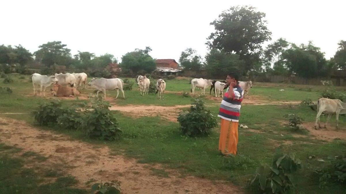इस किसान के पास नहीं है एक भी पशु