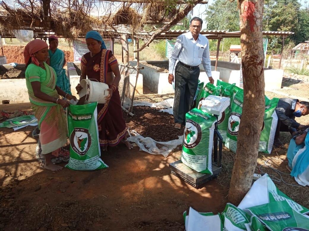 जितने का गोबर खरीदा उससे ज्यादा की कमाई